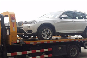 鹤岗拖车24小时服务电话