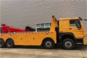 鹤岗道路救援公司